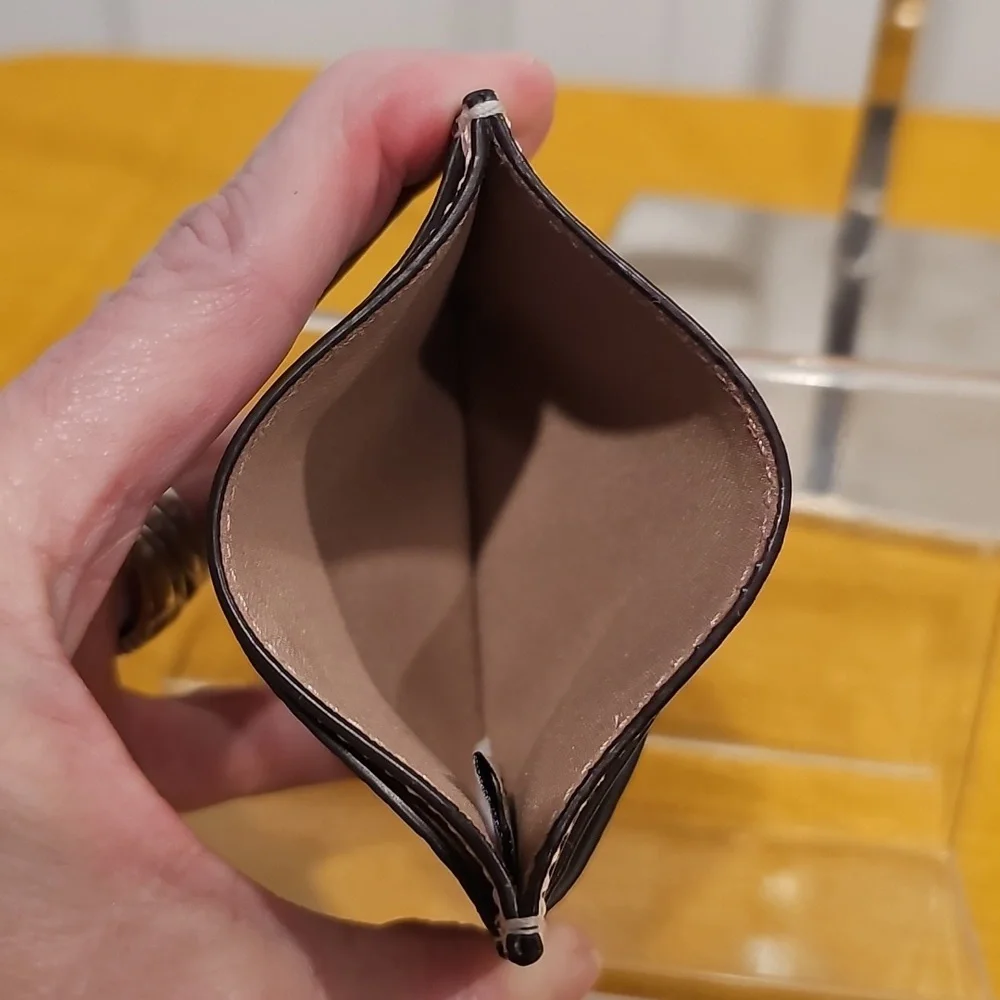 Coach Limited Edition Cardholder NWT - Picture 3 of 4